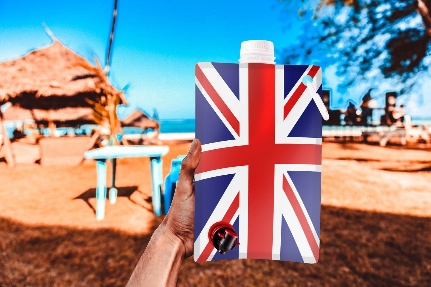 Union Jack Flag Party Flask: 2 liter British Flag Flasks Make the Perfect Drink Dispenser for Your St Georges Day or Guy Fawkes,Bonfire Night Party Supplies,Football, Cricket,or Rugby Parties and More
